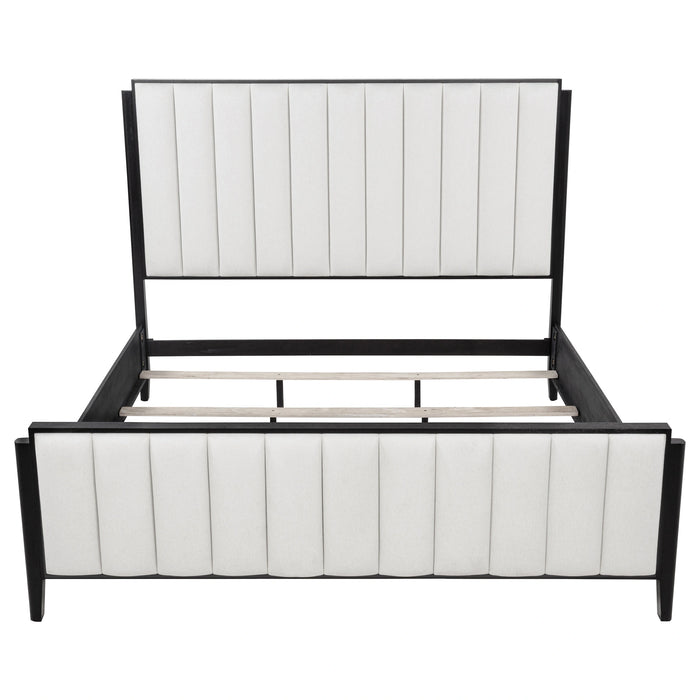 Brookmead Panel Bed