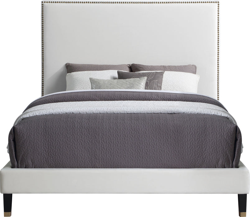 Harlie Cream Velvet Full Bed