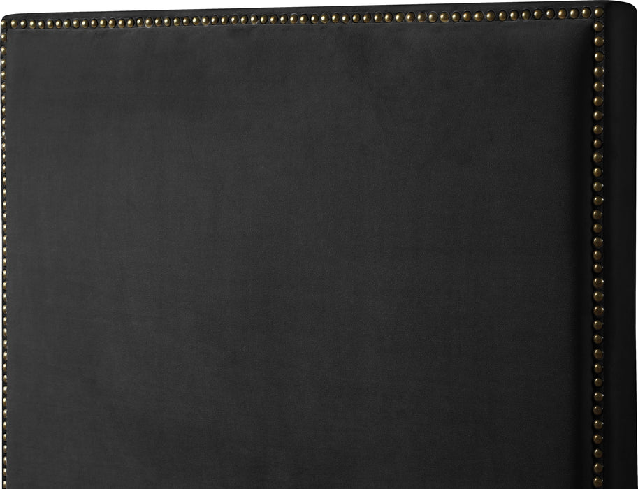 Harlie Black Velvet Full Bed