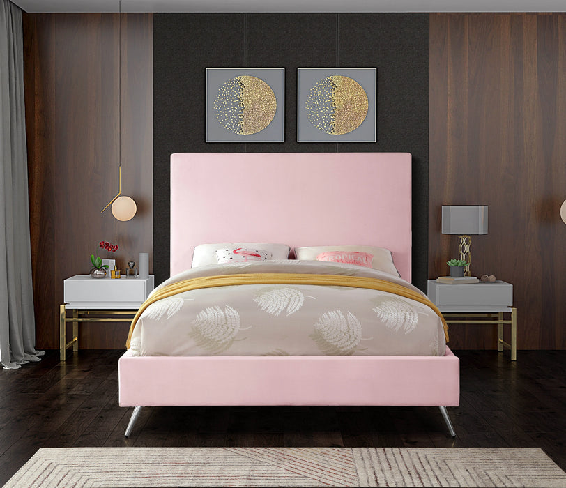 Jasmine Pink Velvet Full Bed
