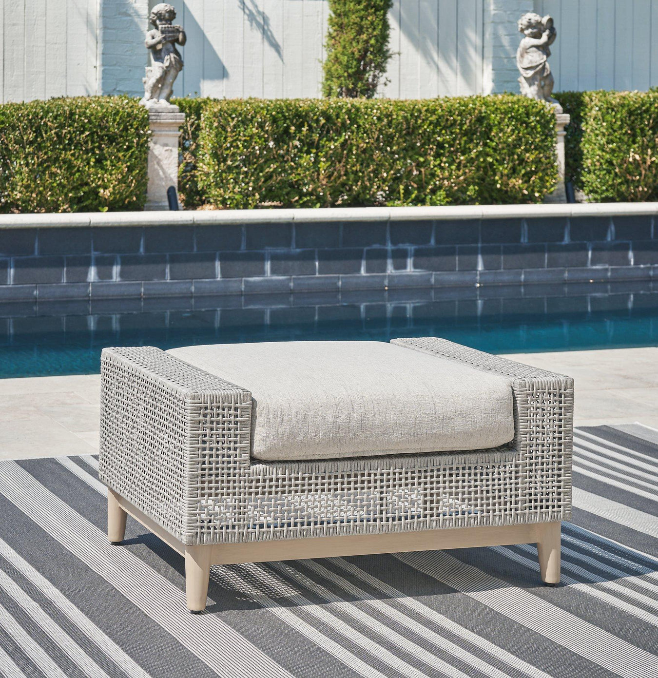 Outdoor Ottoman