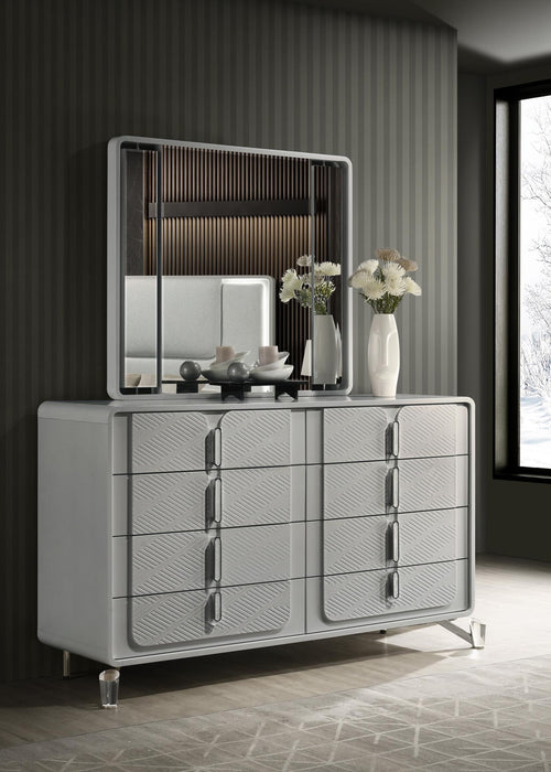 Queen Bed - Dresser - Mirror