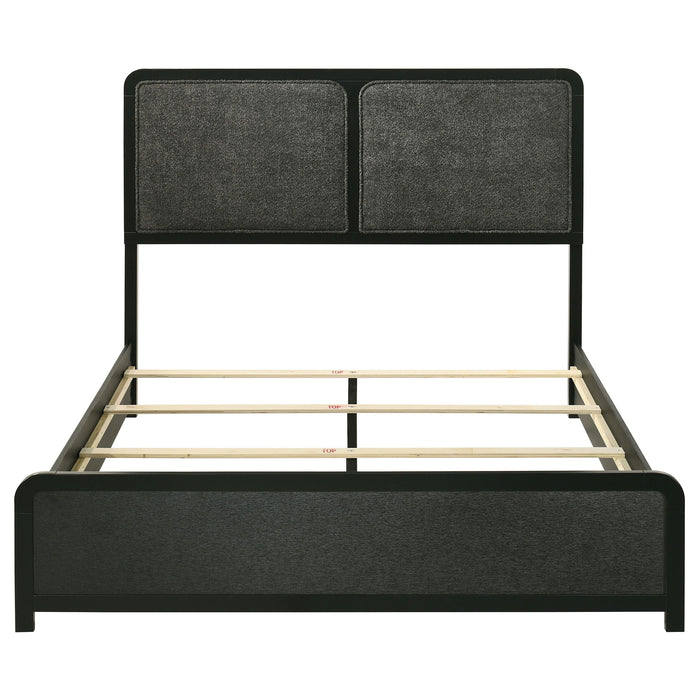 Cavelle Panel Bed