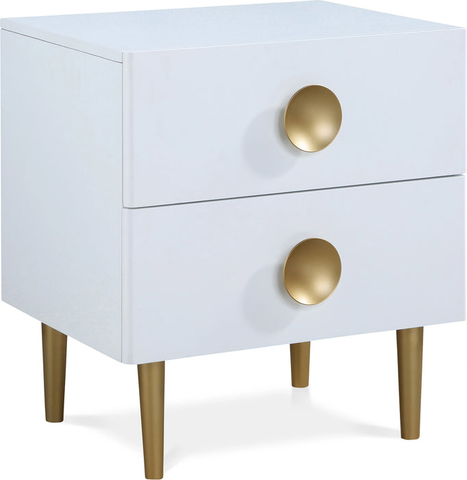 Zayne White Night Stand