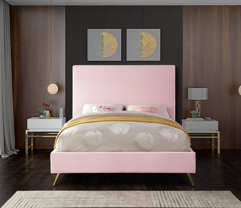 Jasmine Pink Velvet Full Bed