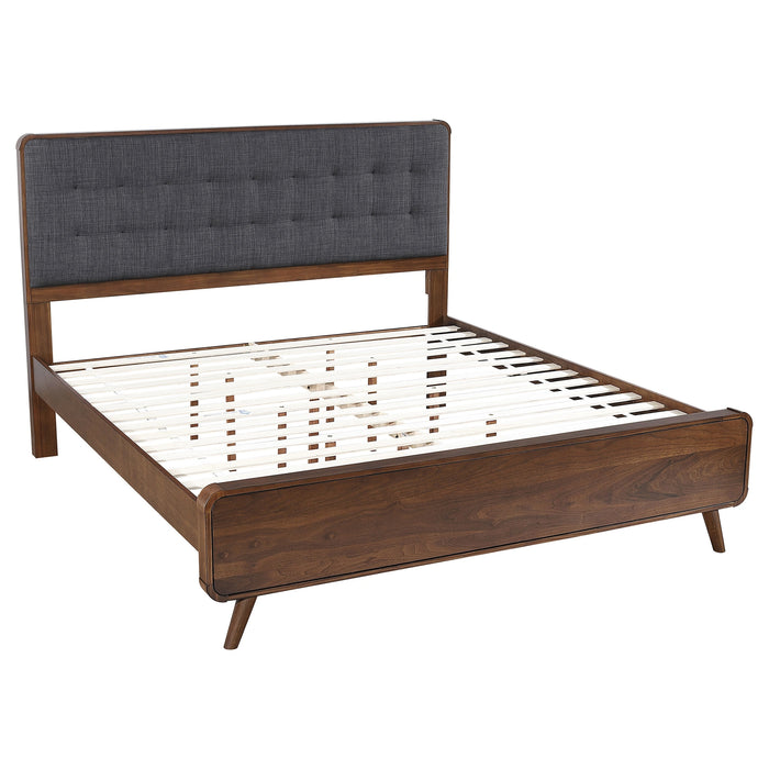 Robyn Bedroom Set